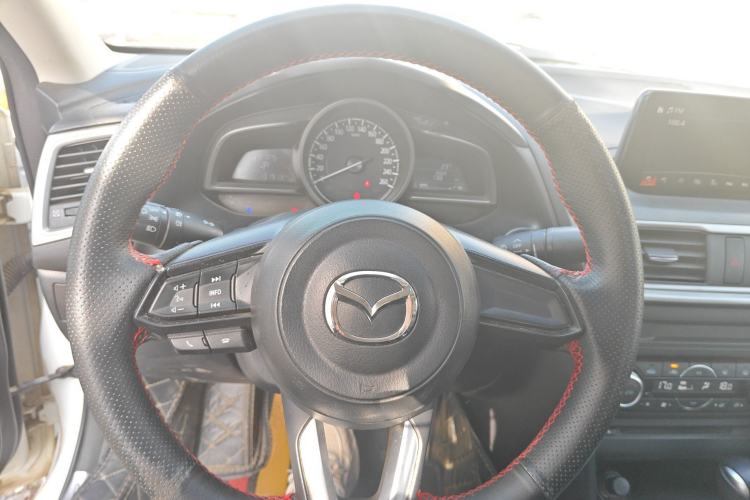 Used Mazda Mazda 3 Axela 2017 Sedan 1.5L Automatic Luxury Model Emission Standard China V
