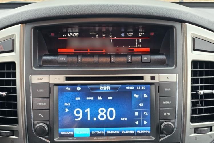 Used Mitsubishi Pajero 2016 3.0L Automatic Prestige Version China V Standard
