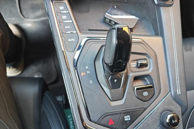 Used Lynk & Co 01 2021 2.0TD Four-Wheel Drive Dark Night Edition