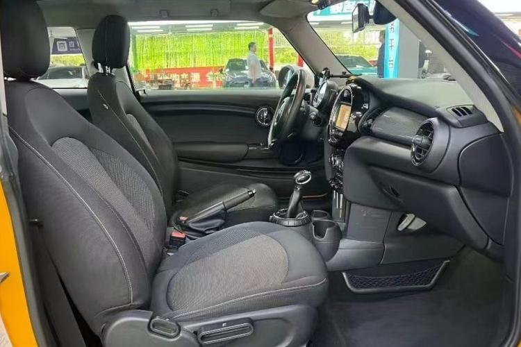 Used  MINI 2014 1.5T COOPER Fun
