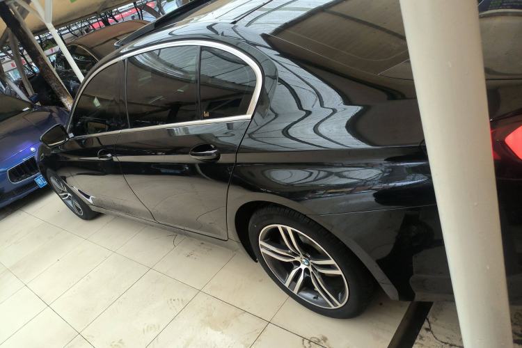 Used BMW 5 Series 2022 Second Facelift 530Li Leading Edition Luxury Package
