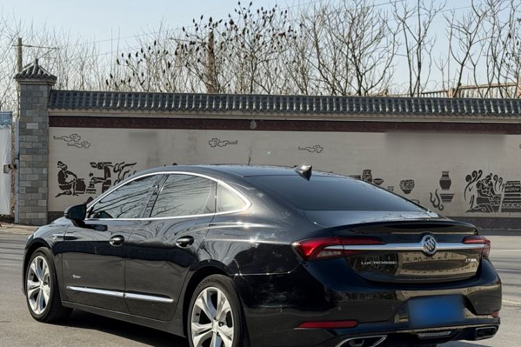 Used Buick LaCrosse 2022 Avenir Avia First Edition
