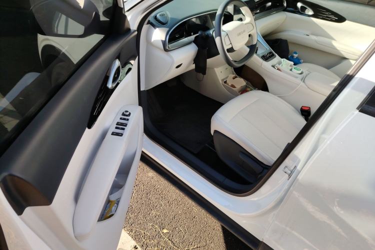 Used  Geome 2025 410 km Free Version