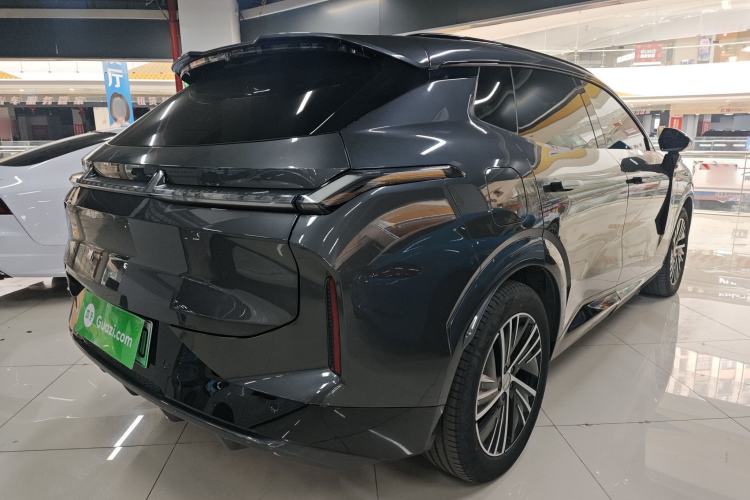 Used Lynk & Co 08 EM-P 2023 245km Ultra-Long Range Halo
