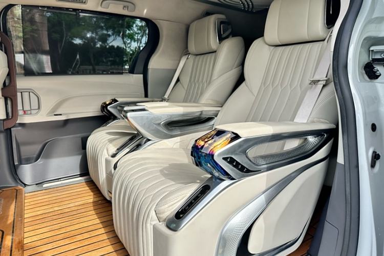 Used Toyota Sienna 2021 2.5L Hybrid Comfort Edition