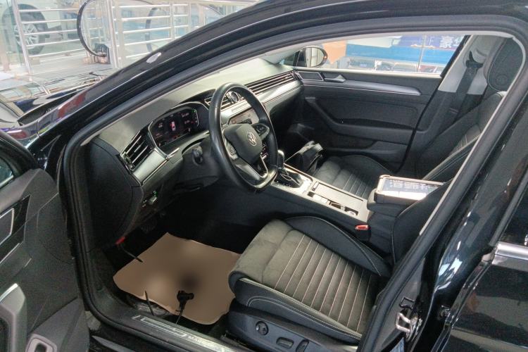 Used Volkswagen Magotan 2020 330TSI DSG Luxury Edition
