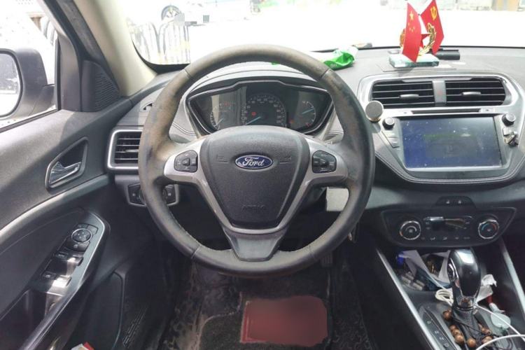 Used Ford Escort 2017 Happiness Edition 1.5L Automatic Fashion Version
