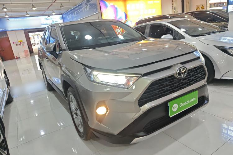 Used Toyota RAV4 2020 2.0L CVT Two-Wheel Drive Fashion Edition
