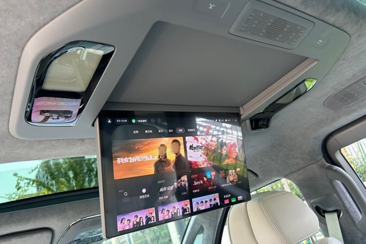 Used Zeekr 009 2024 7-Seater Walk-Through Version Four-Wheel Drive 108 kWh
