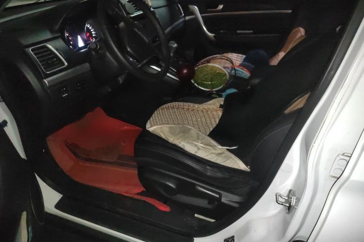 Used Haval M6 2019 1.5T DCT Two-Wheel Drive Elite Version China VI Standard
