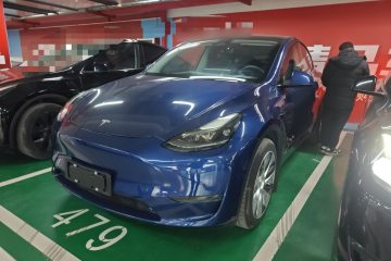 Used Tesla Model Y 2021 Long-Range All-Wheel-Drive Version 3D7