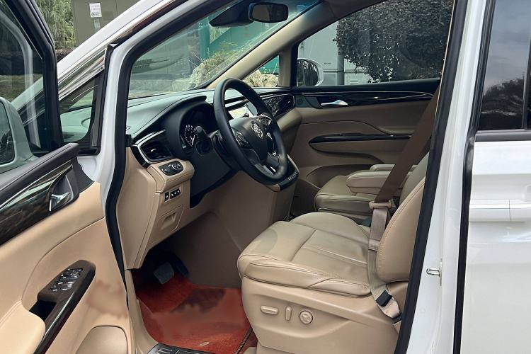 Used Buick GL8 2018 ES 28T Flagship Model China VI Standard
