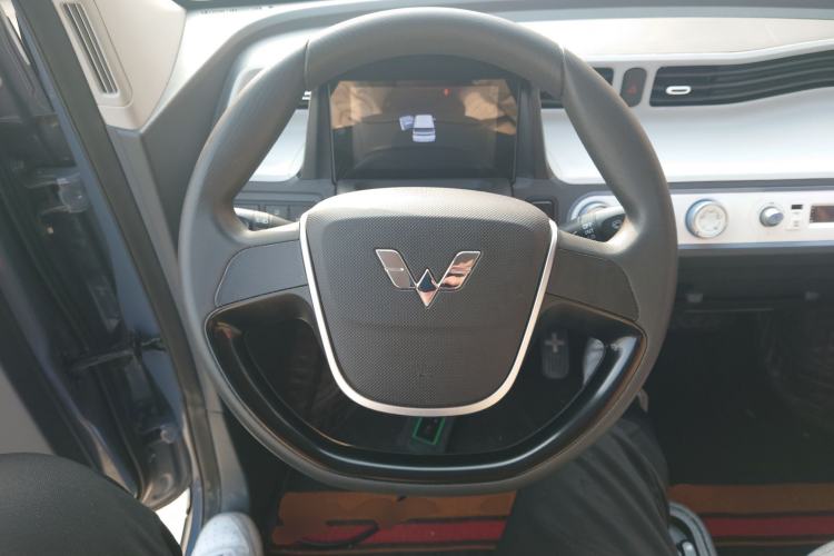 Used Wuling Hongguang MINIEV 2022 Macaron Premium Model – Lithium Iron Phosphate
