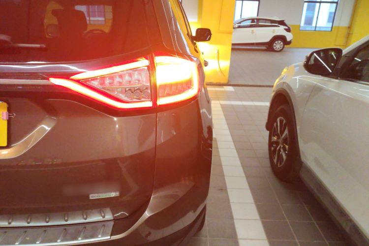 Used Ford Edge 2018 EcoBoost 245 Two-Wheel-Drive Titanium 7-Seater China V Standard
