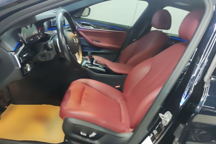 Used BMW 5 Series 2018 Restyled 530Li Leading Edition M Sport Package
