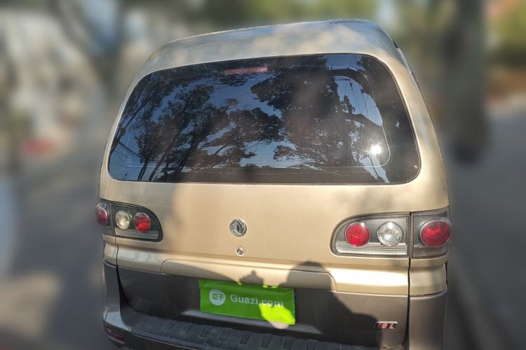 Used FORTHING Lingzhi 2016 M3L 1.6L 7-Seater Comfort Model
