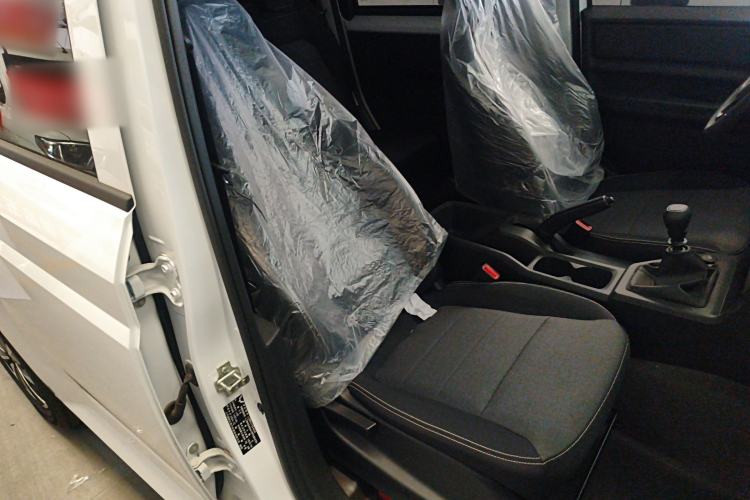 Used Wuling Hongguang PLUS 2020 1.5L Manual Standard Edition 5 Seats