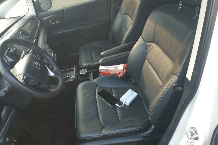 Used Honda Elysion 2016 2.4L Style Edition
