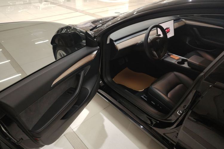 Used Tesla Model 3 2022 Rear-Wheel-Drive Version
