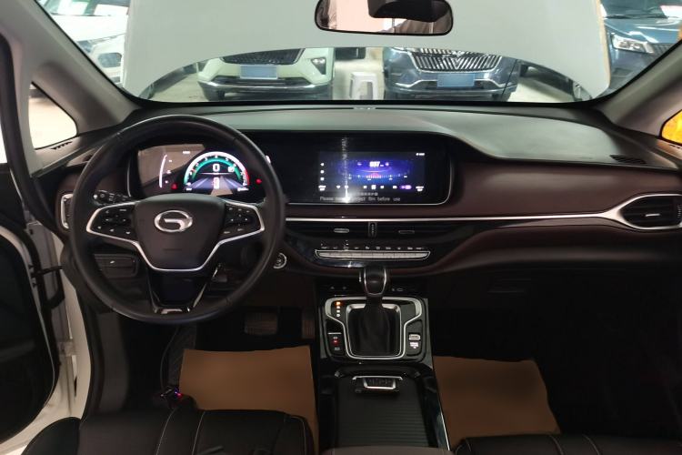 Used GAC Trumpchi M6 2023 PRO 270T DCT Luxury Edition
