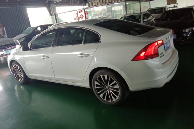 Used Volvo S60 2018 S60L T4 Smart & Ambitious Edition
