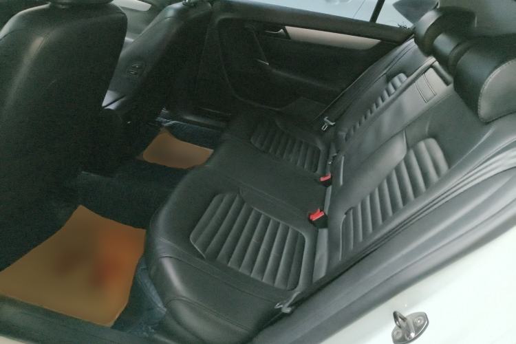 Used Volkswagen Magotan 2013 1.8TSI Premier Model
