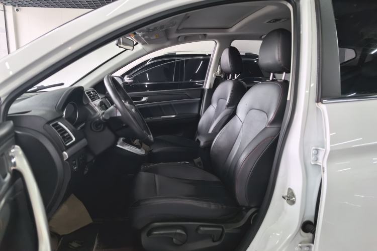 Used Haval M6 2019 1.5T DCT Two-Wheel Drive Elite Version China VI Standard
