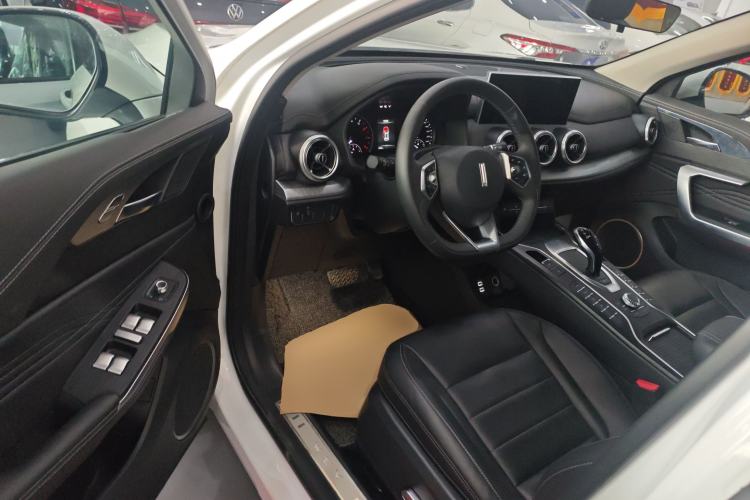 Used Wey VV5 2021 1.5T Two-Wheel Drive Color Pioneer
