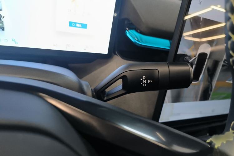 Used Lynk & Co 08 EM-P 2023 120km Long-Range Pro
