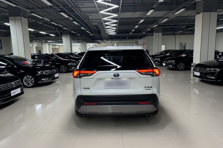 Used Toyota RAV4 2021 Dual-Engine 2.5L E-CVT Two-Wheel Drive Elite Edition