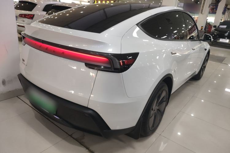 Used Tesla Model Y 2025 Rear-Wheel Drive First Edition