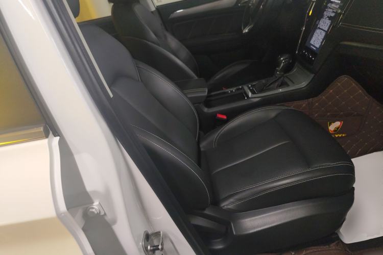 Used Roewe RX5 2020 20T Automatic 4G Connected Million-Dollar Flagship Edition
