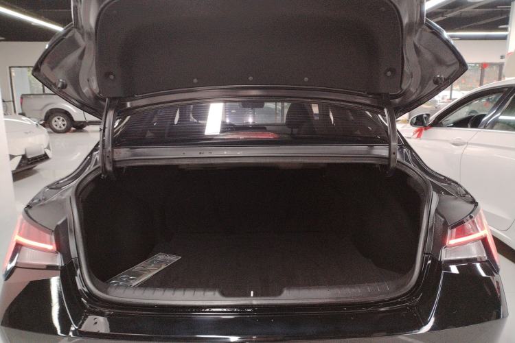 Used Hyundai Elantra 2021 1.5L CVT GLX Elite Edition
