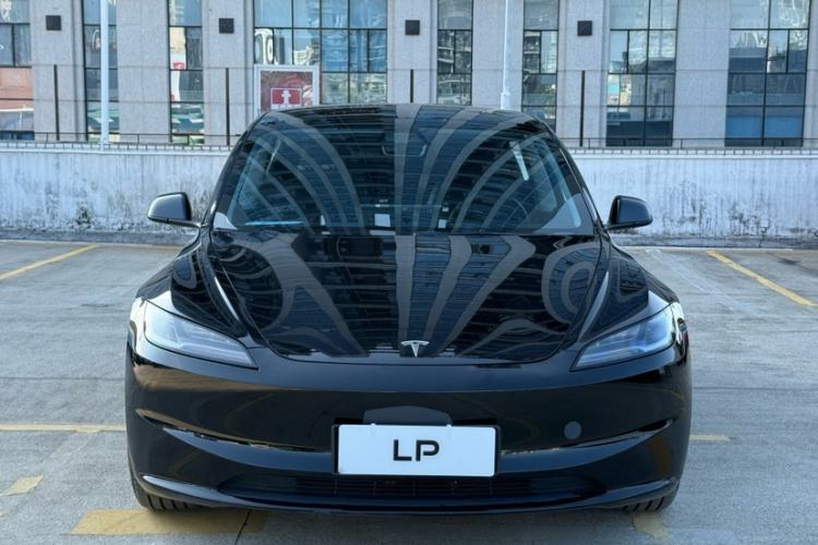 Used Tesla Model 3 2023 Rear-Wheel-Drive Version
