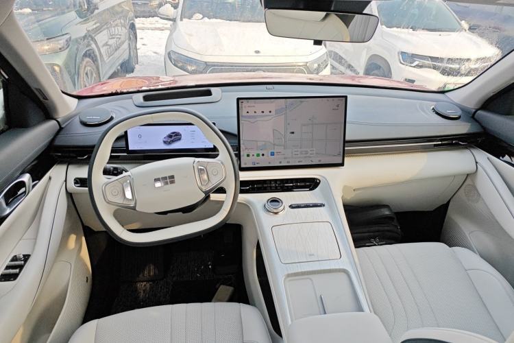 Used  E5 2024 530km Starship Edition