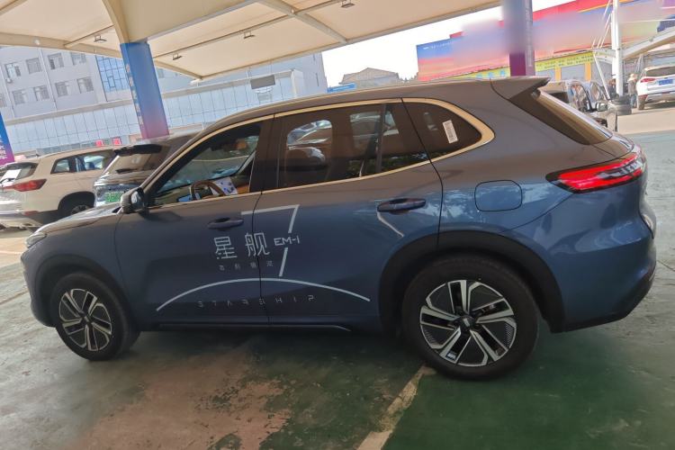 Used  Galaxy Xingjian 7 EM-i 2025 120km Flagship Edition
