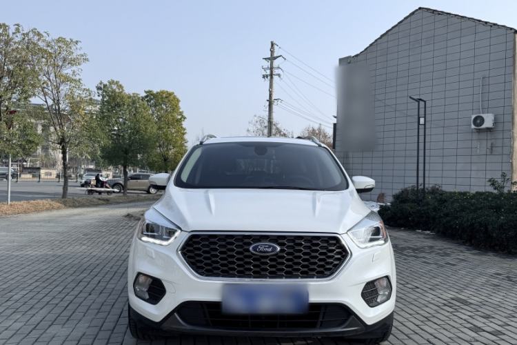 Used Ford Kuga 2019 EcoBoost 180 Two-Wheel-Drive Titanium Plus Model China V Standard