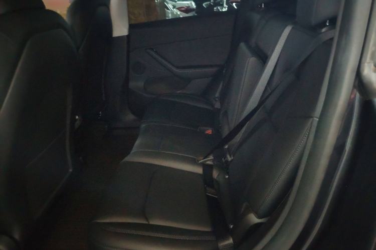 Used Tesla Model Y 2024 Rear-Wheel-Drive Version
