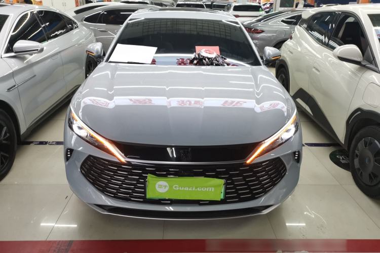 Used BYD Qin L 2025 DM-i Smart Drive 120KM Superior Model
