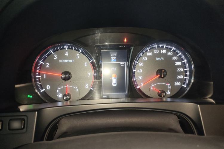 Used Toyota Crown 2015 2.0T Fashion Edition
