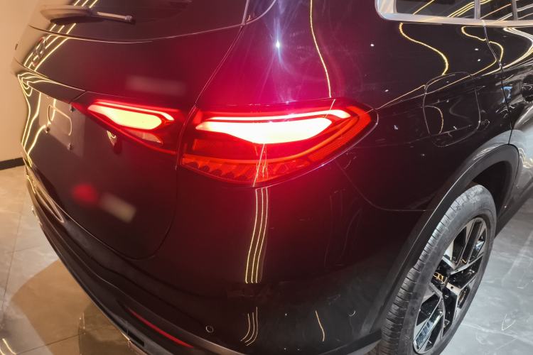 Used Mercedes-Benz GLC 2023 GLC 260 L 4MATIC Dynamic Edition 5-seater