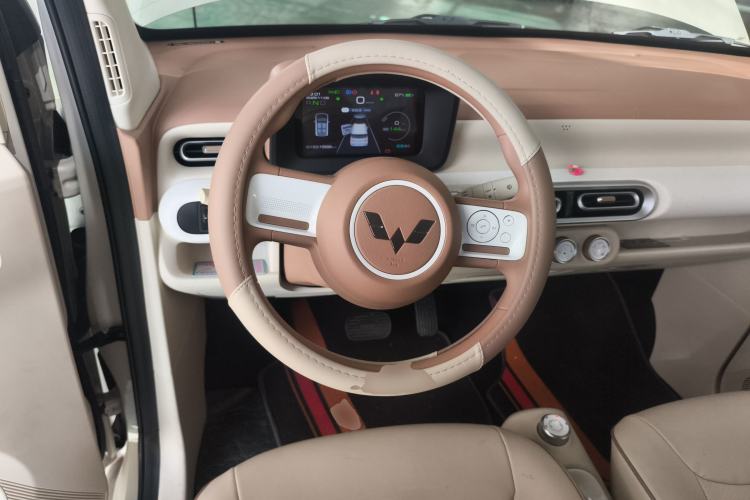 Used Wuling Hongguang MINIEV 2024 3rd Generation 215km Youth Edition
