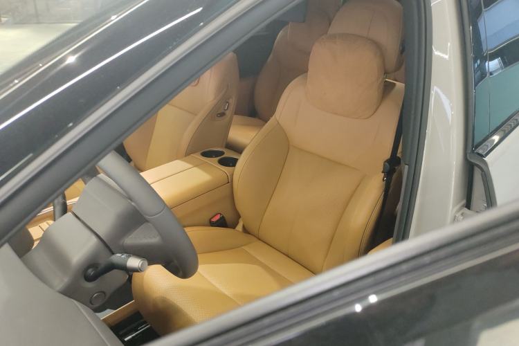 Used Li Auto Li Auto i8 2025 Standard Edition