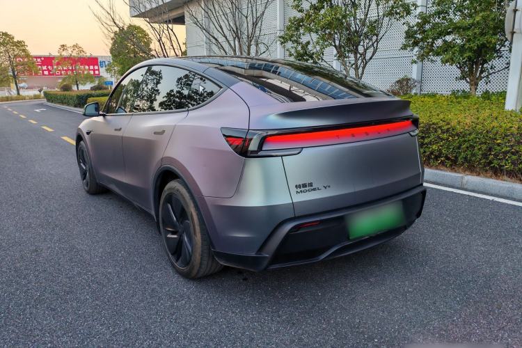 Used Tesla Model Y 2025 Long-Range All-Wheel Drive First Edition