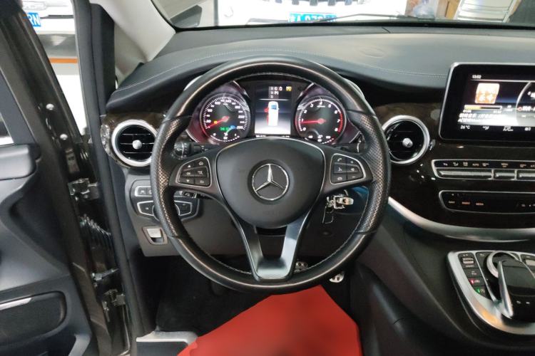 Used Mercedes-Benz V-Class 2017 V 260 Prestige Edition