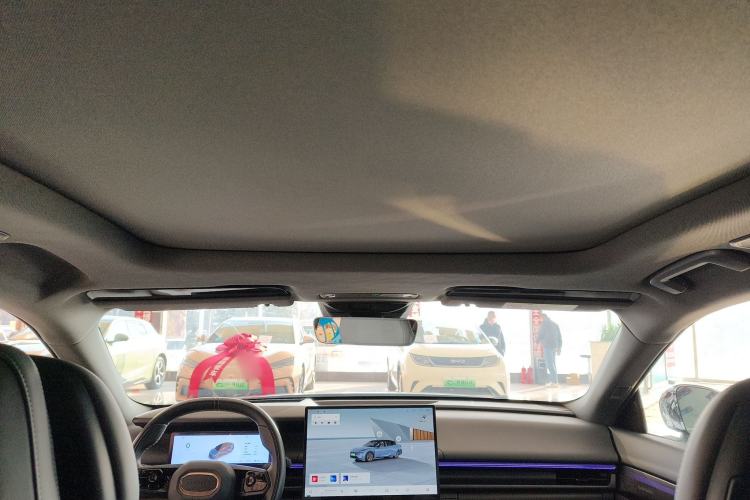 Used Lynk & Co 07 2024 EM-P 126 Long-Range Ultra
