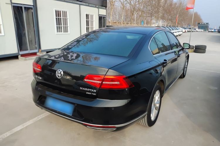Used Volkswagen Magotan 2018 Facelift 330TSI DSG Luxury Model

