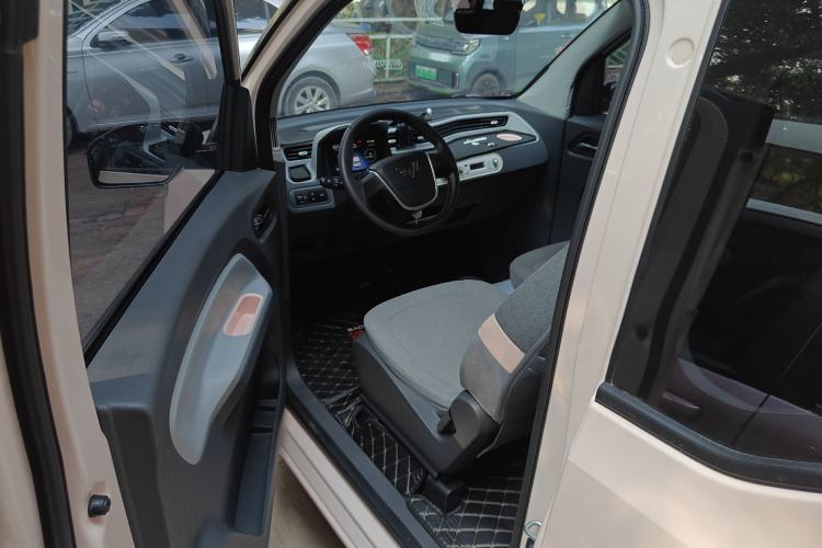 Used Wuling Hongguang MINIEV 2022 Macaron Premium Model – Lithium Iron Phosphate
