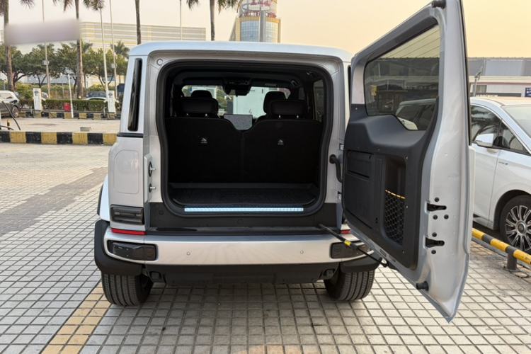 Used  V23 2025 401 Two-Wheel Drive Intelligent Driving Version