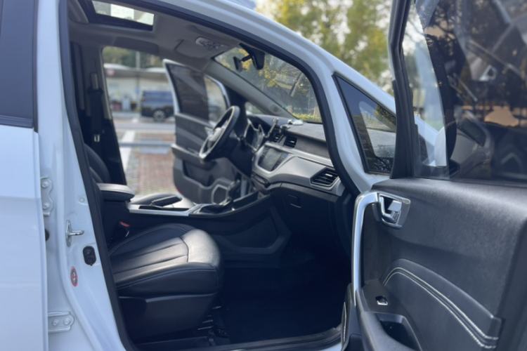 Used Geely Auto Vision X3 2019 Upgraded Model 1.5L CVT Prestige Version